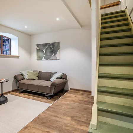 Schwalbenloft Apartament *